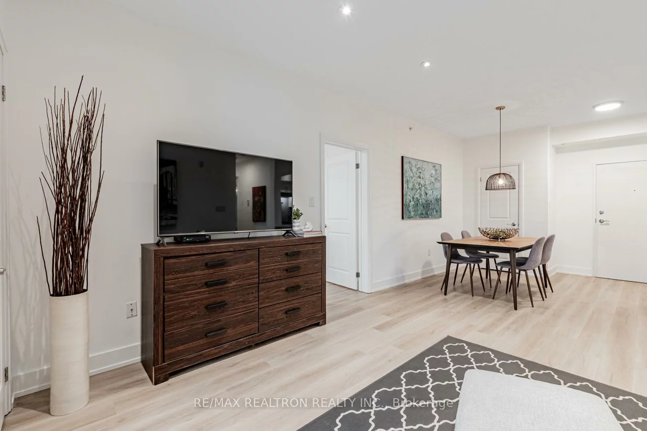 302, Essa, Ardagh, Barrie