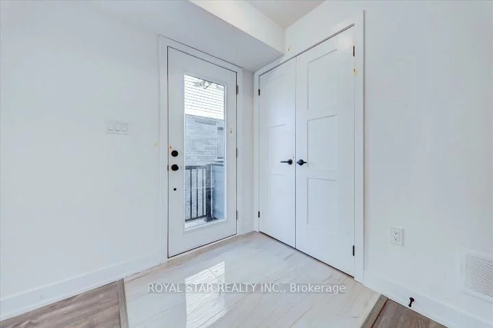 14, Pumpkin Cor, Innis-Shore, Barrie