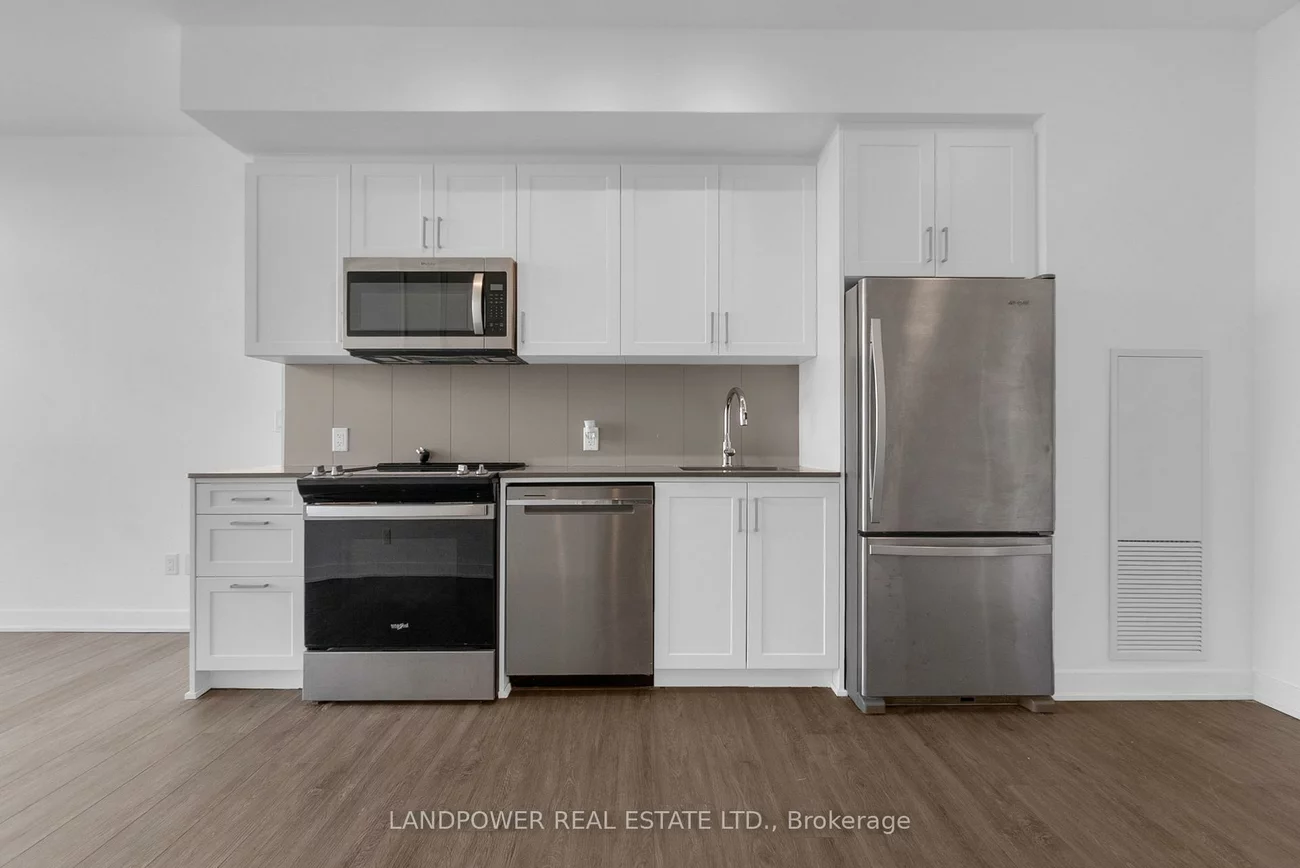 681, Yonge, Painswick South, Barrie