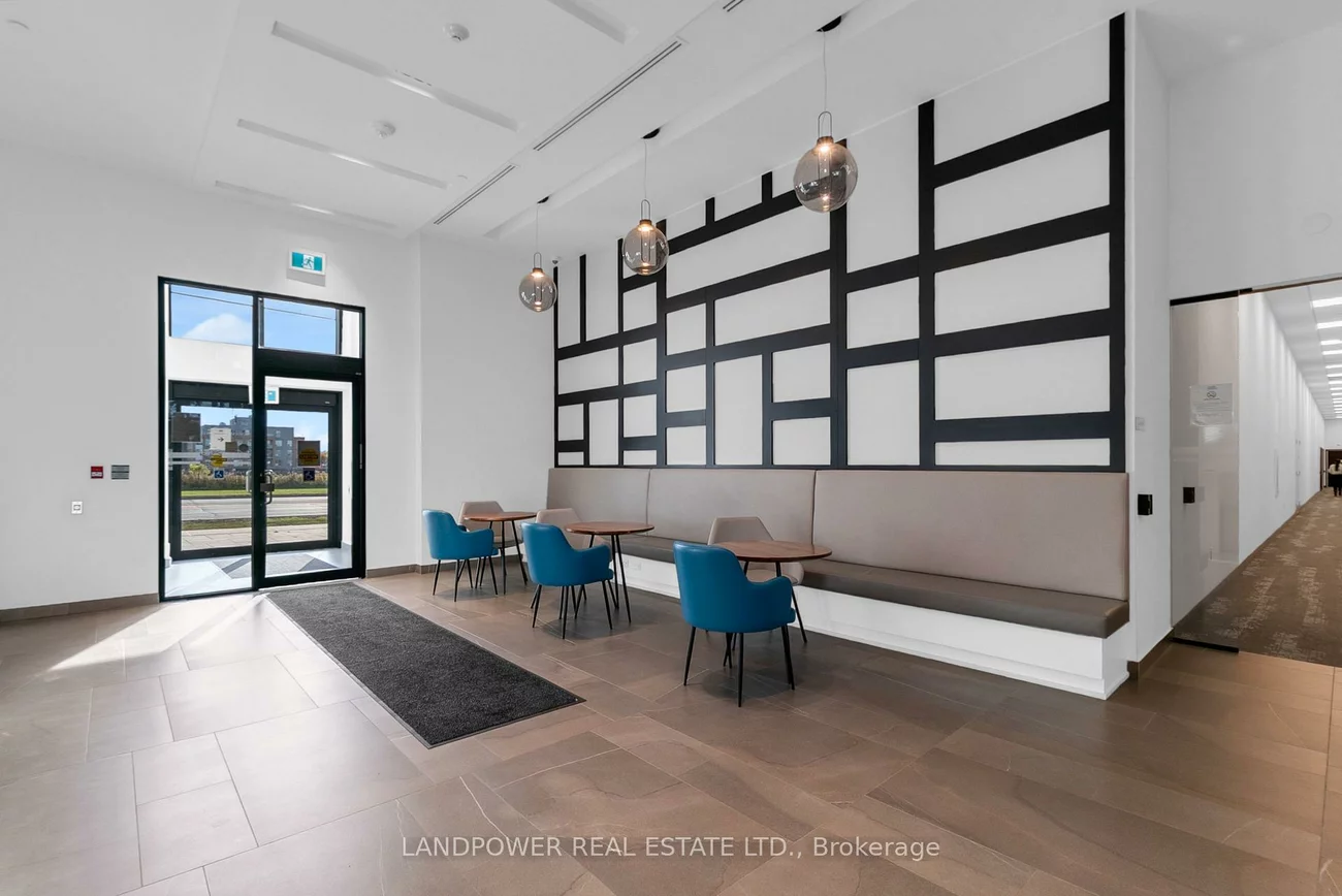 681, Yonge, Painswick South, Barrie