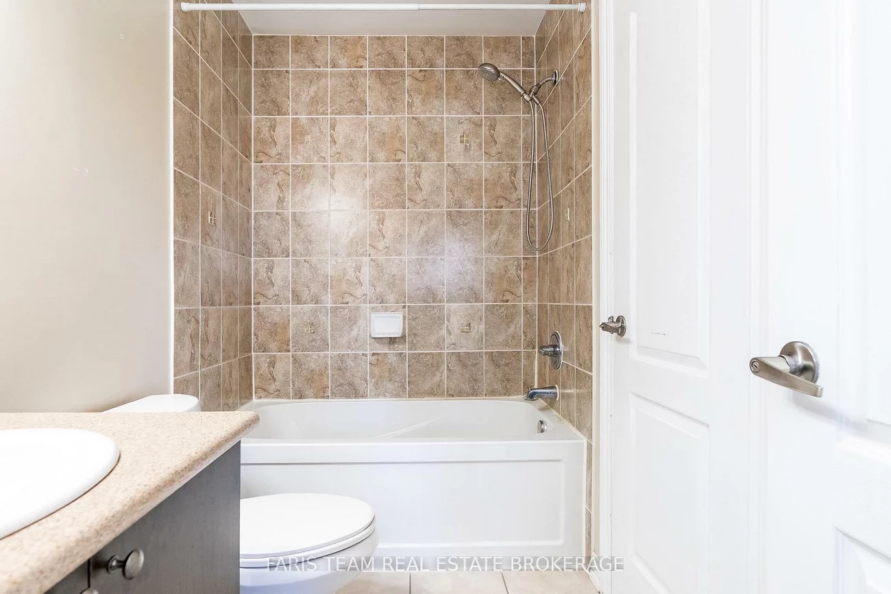 30, Southwoods, Holly, Barrie