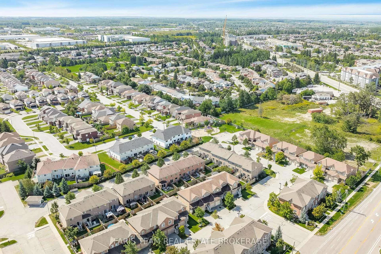 30, Southwoods, Holly, Barrie