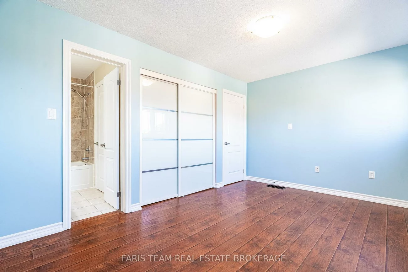 30, Southwoods, Holly, Barrie