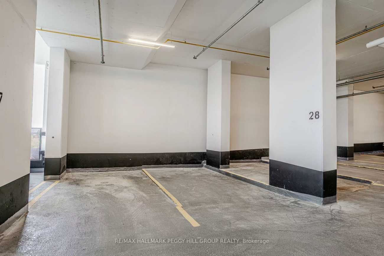 39, Mary, City Centre, Barrie