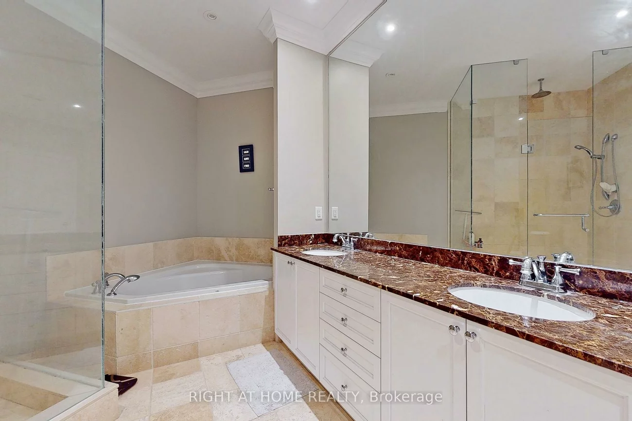 37, Ellen, Lakeshore, Barrie