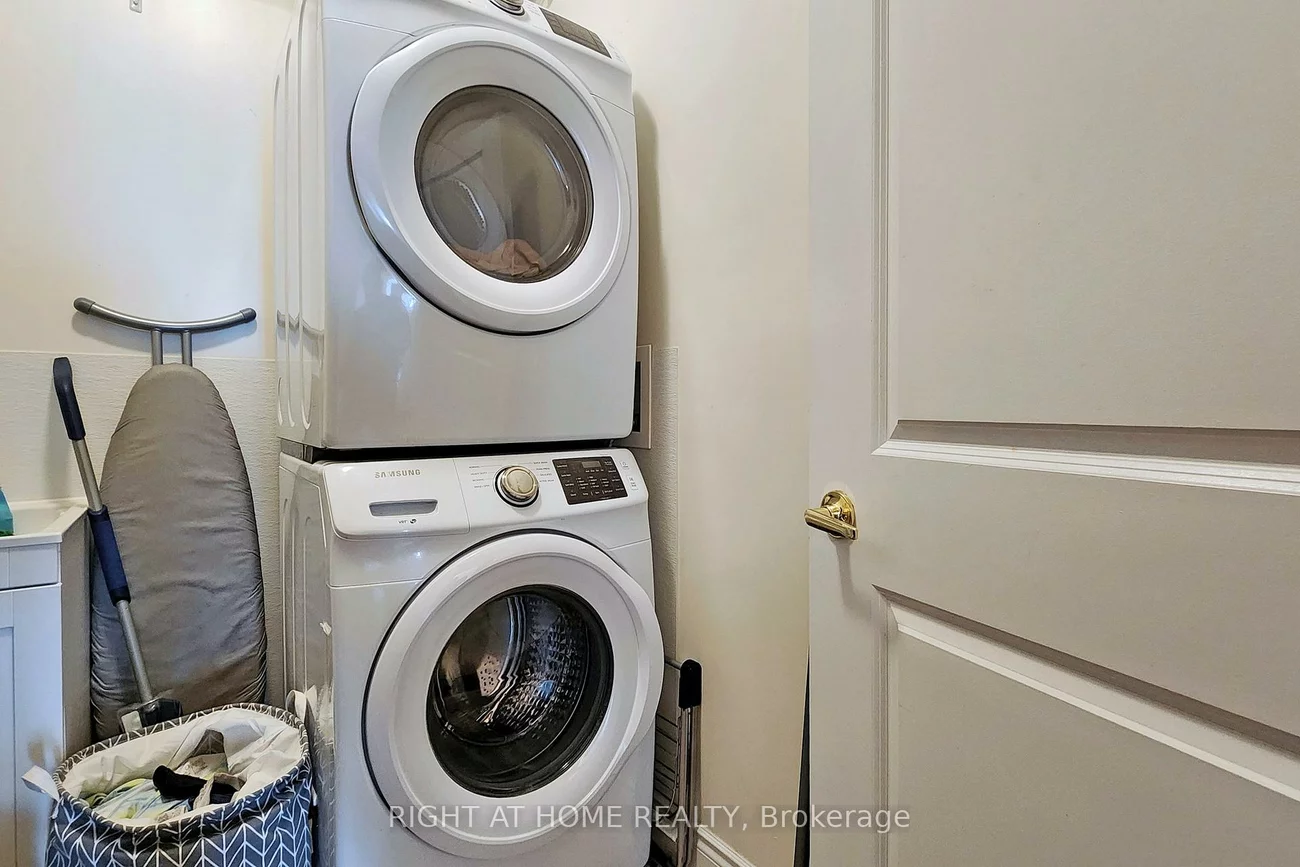 37, Ellen, Lakeshore, Barrie