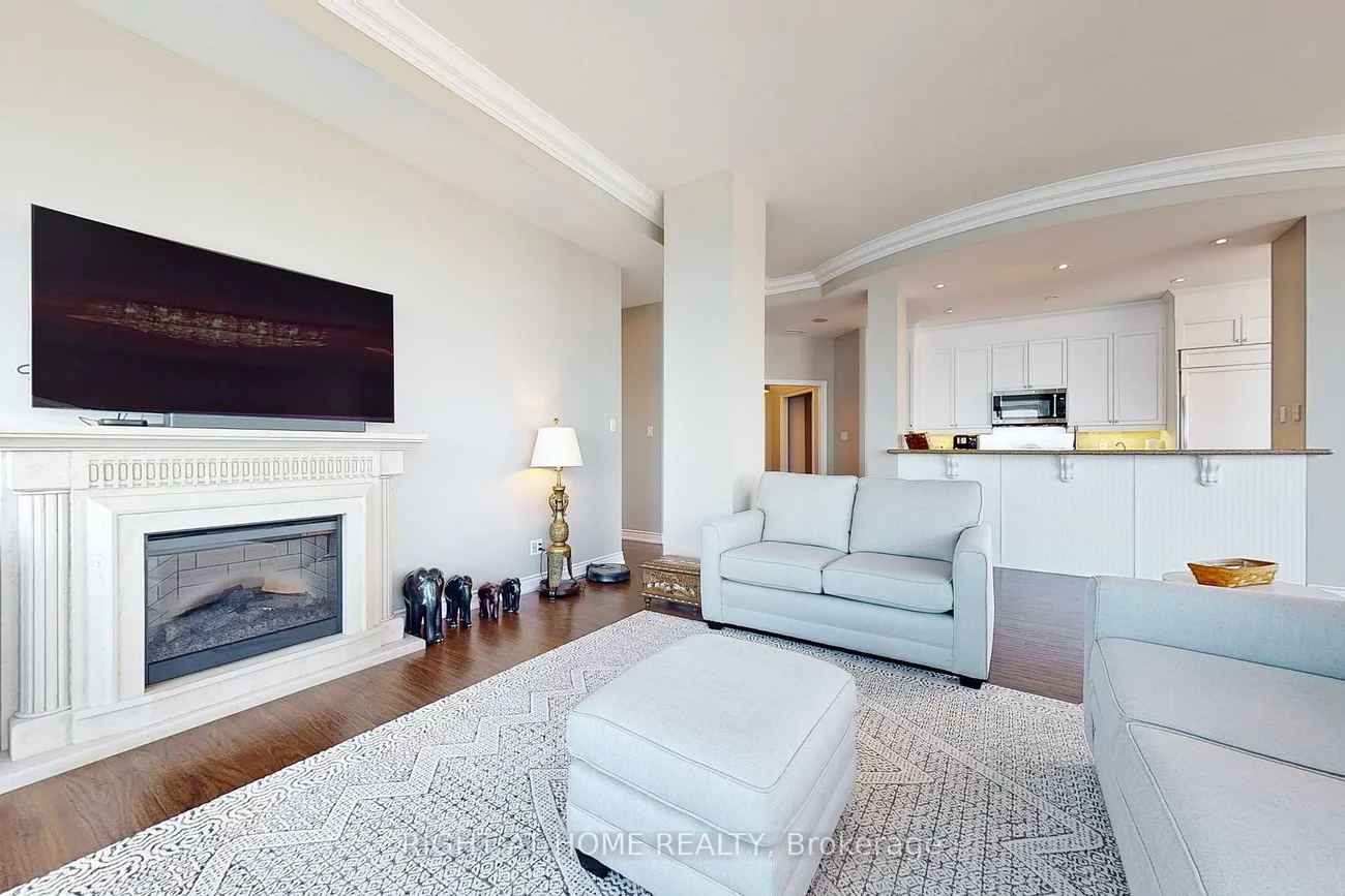 37, Ellen, Lakeshore, Barrie