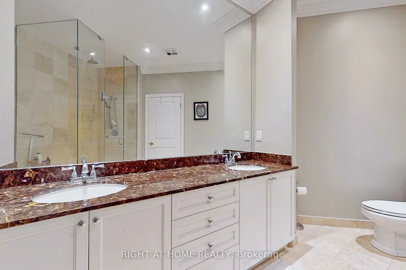 37, Ellen, Lakeshore, Barrie