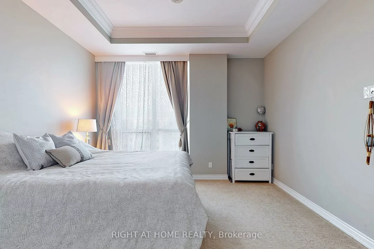 37, Ellen, Lakeshore, Barrie