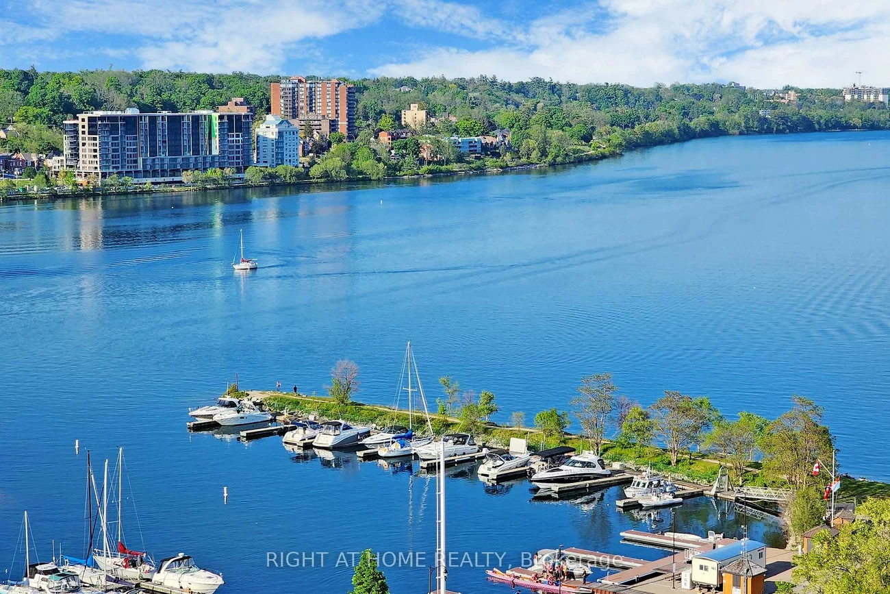 37, Ellen, Lakeshore, Barrie