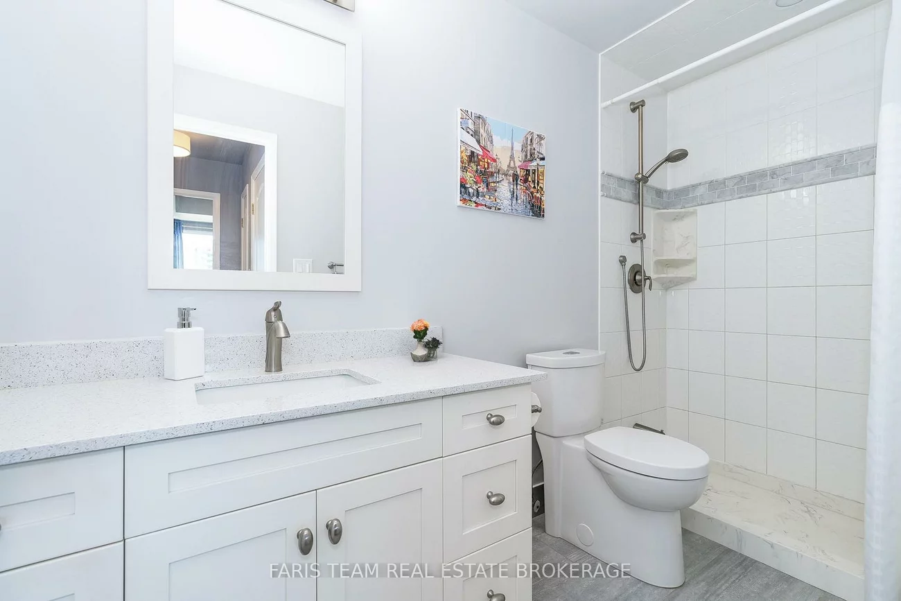 2, Toronto, City Centre, Barrie