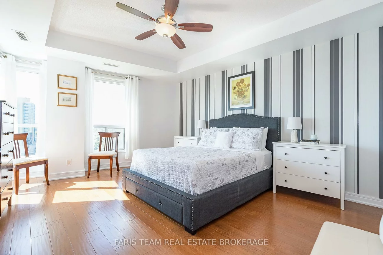 2, Toronto, City Centre, Barrie