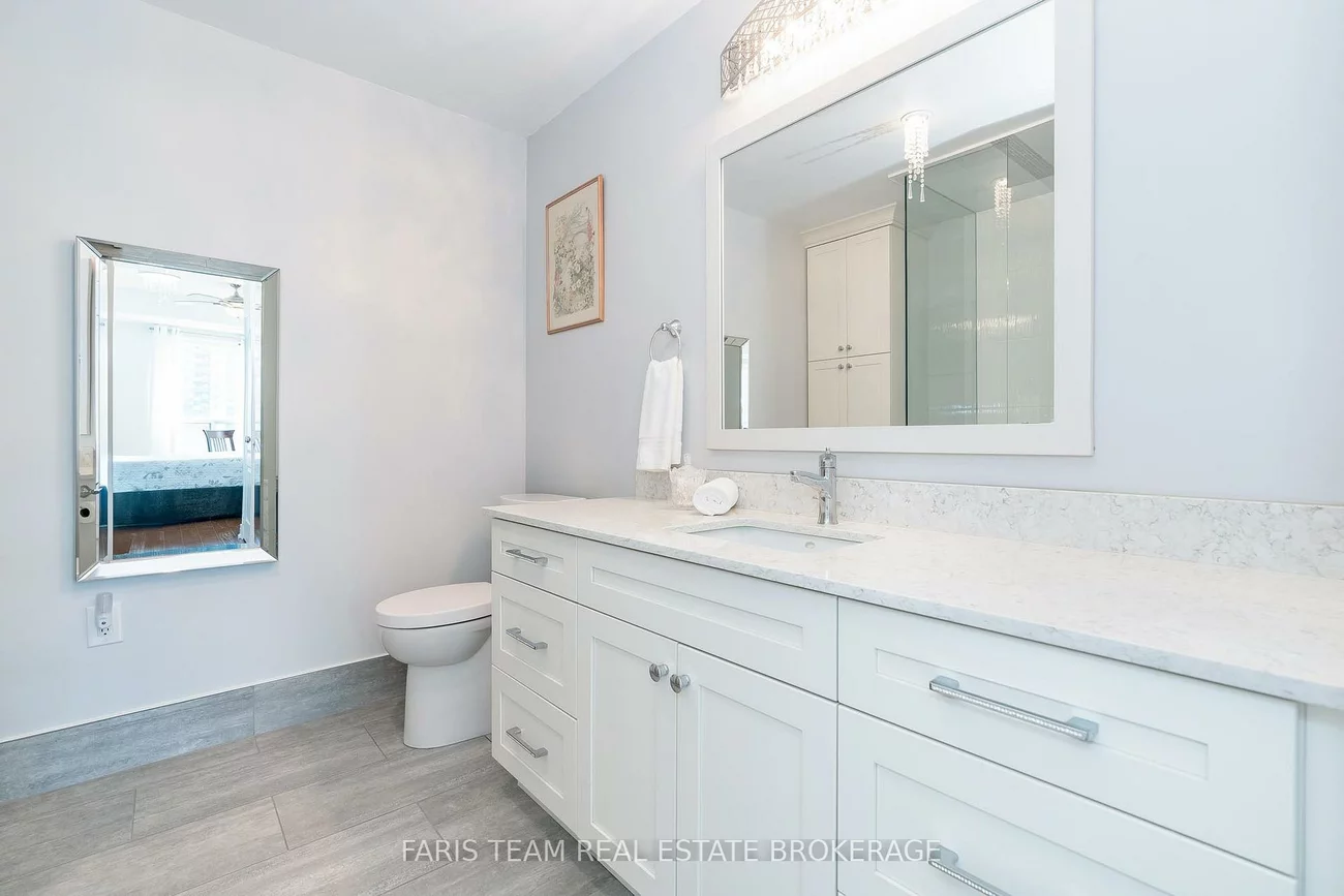 2, Toronto, City Centre, Barrie