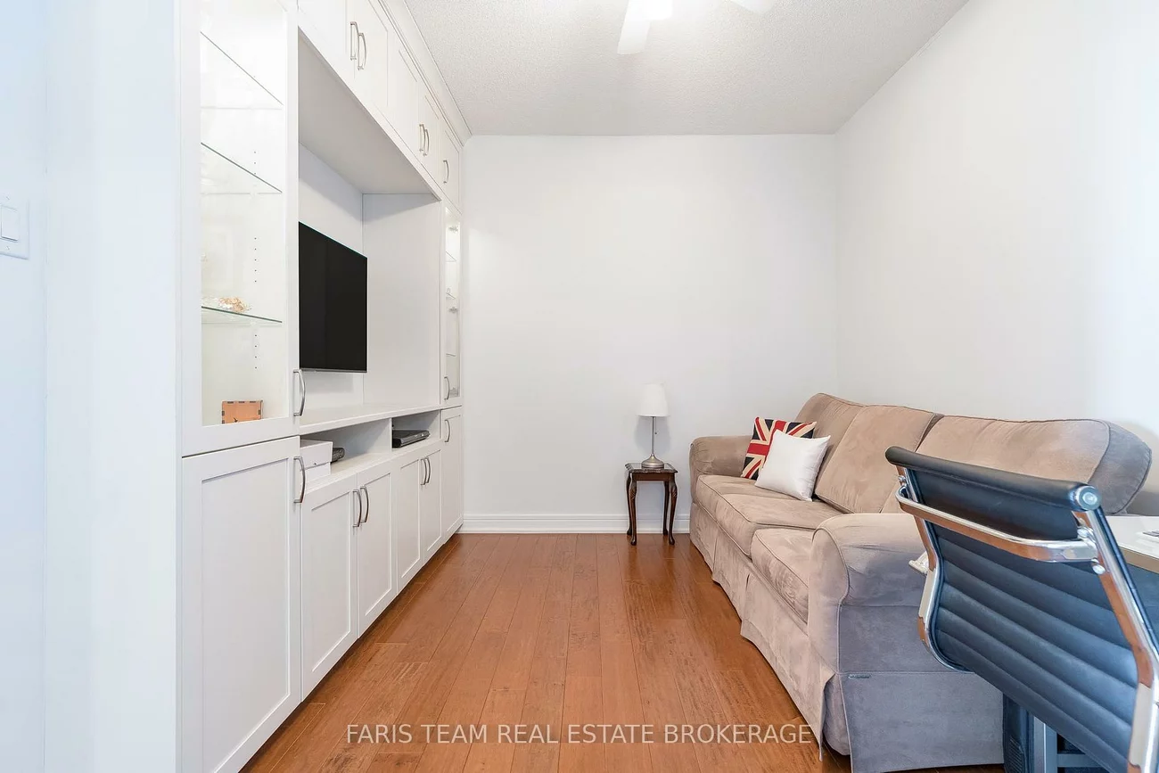 2, Toronto, City Centre, Barrie