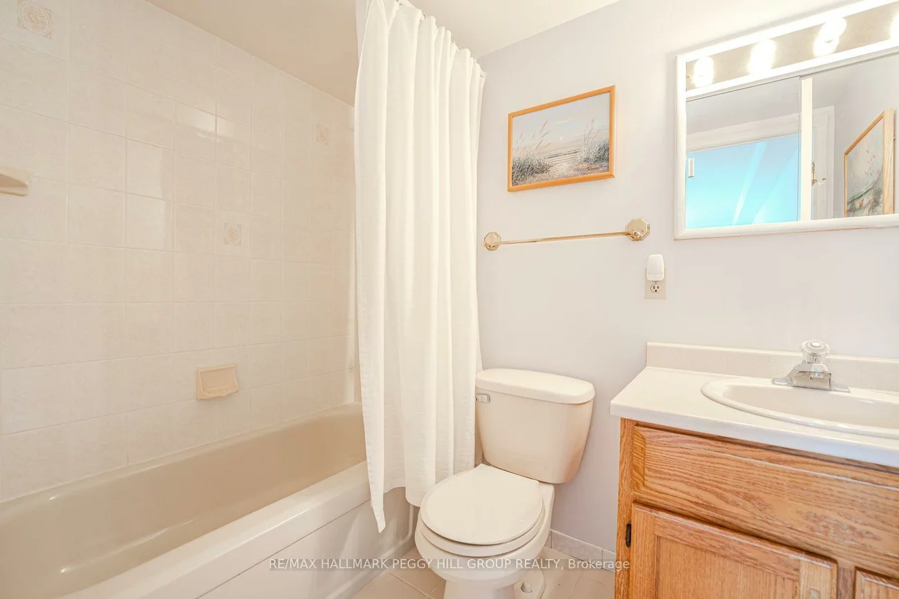 181, Collier, North Shore, Barrie