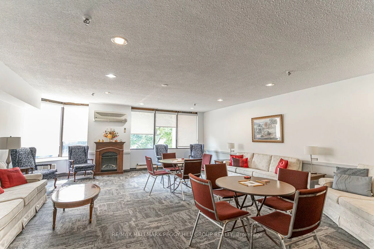 181, Collier, North Shore, Barrie