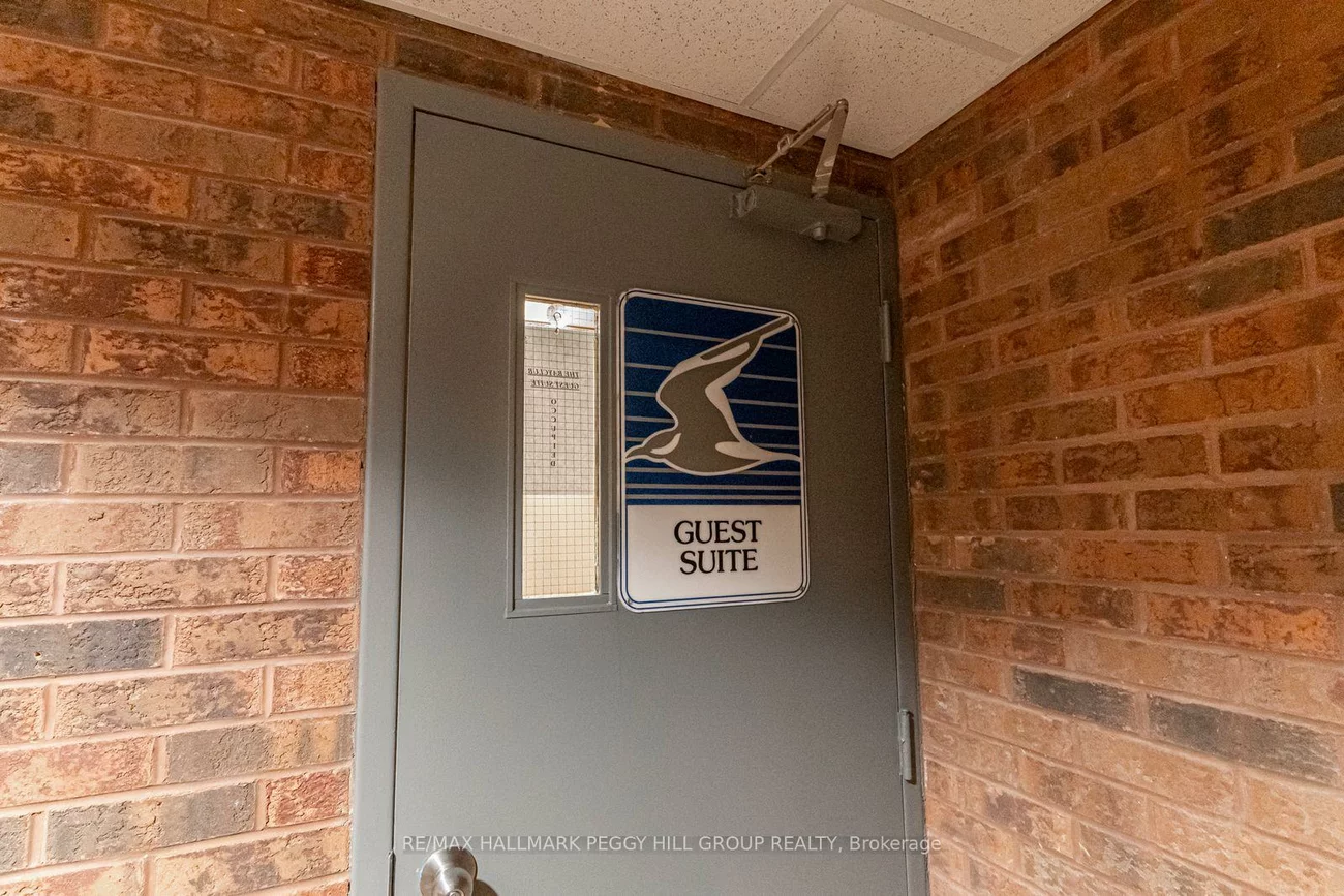 181, Collier, North Shore, Barrie