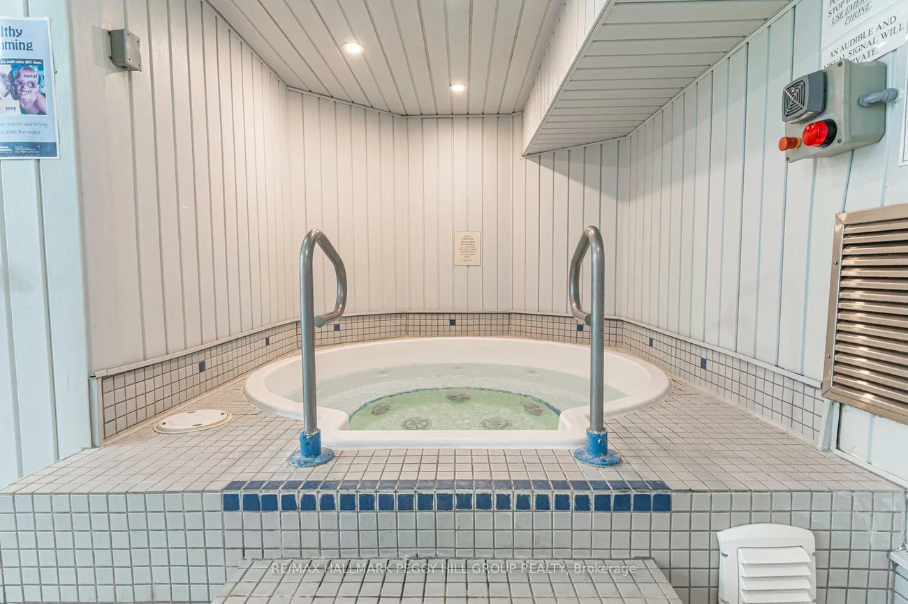 181, Collier, North Shore, Barrie