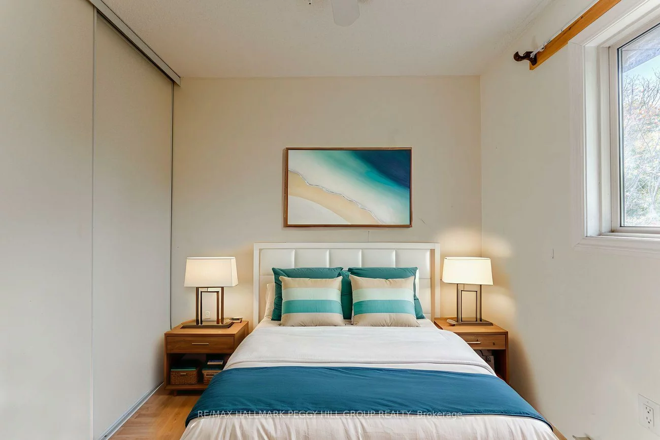 21, Evergreen, Ardagh, Barrie