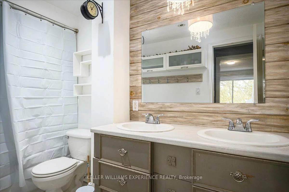 237, Steel, Codrington, Barrie