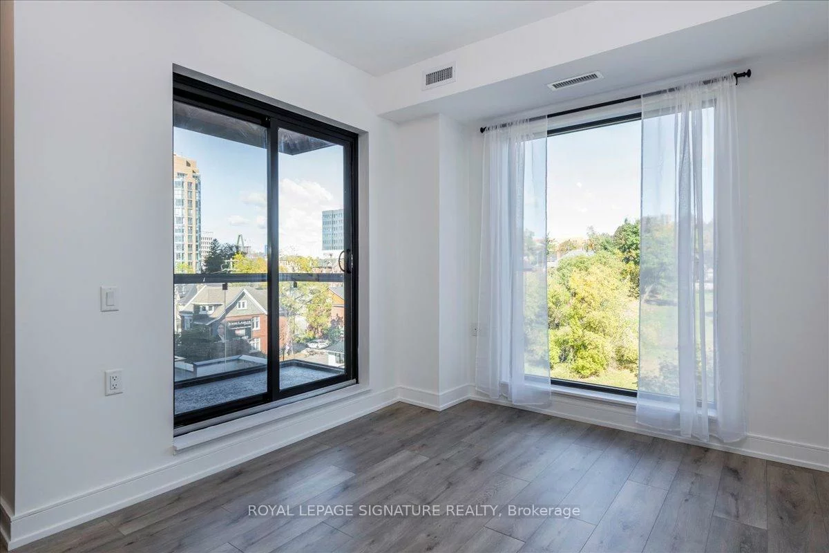 185, Dunlop, Lakeshore, Barrie