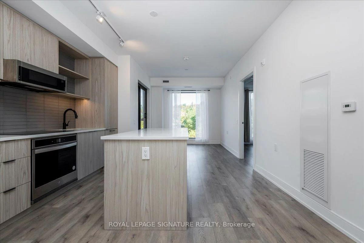 185, Dunlop, Lakeshore, Barrie