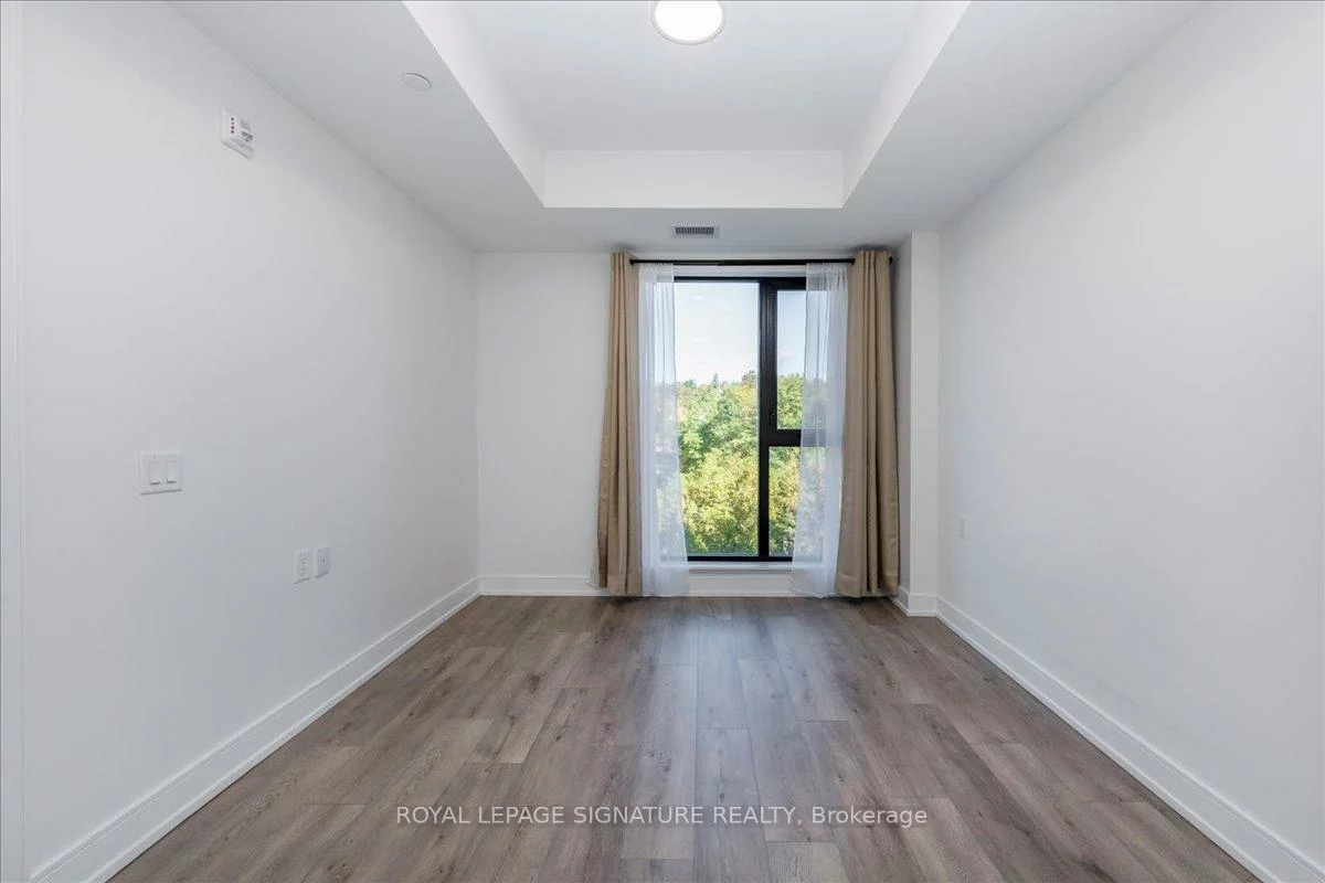 185, Dunlop, Lakeshore, Barrie