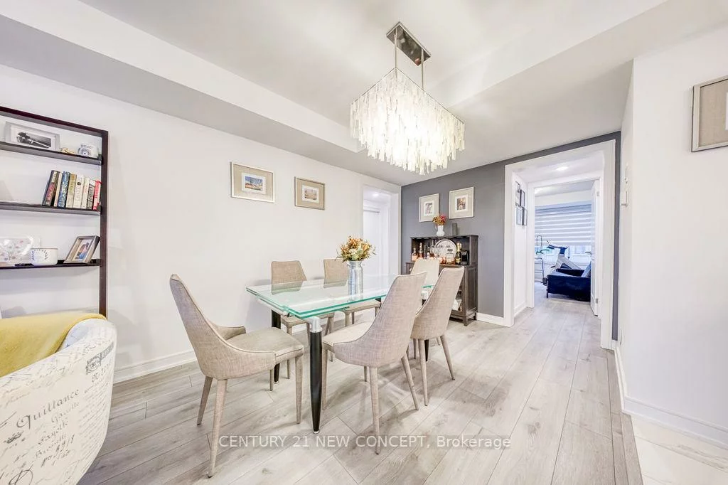 32, Magnolia, Innis-Shore, Barrie