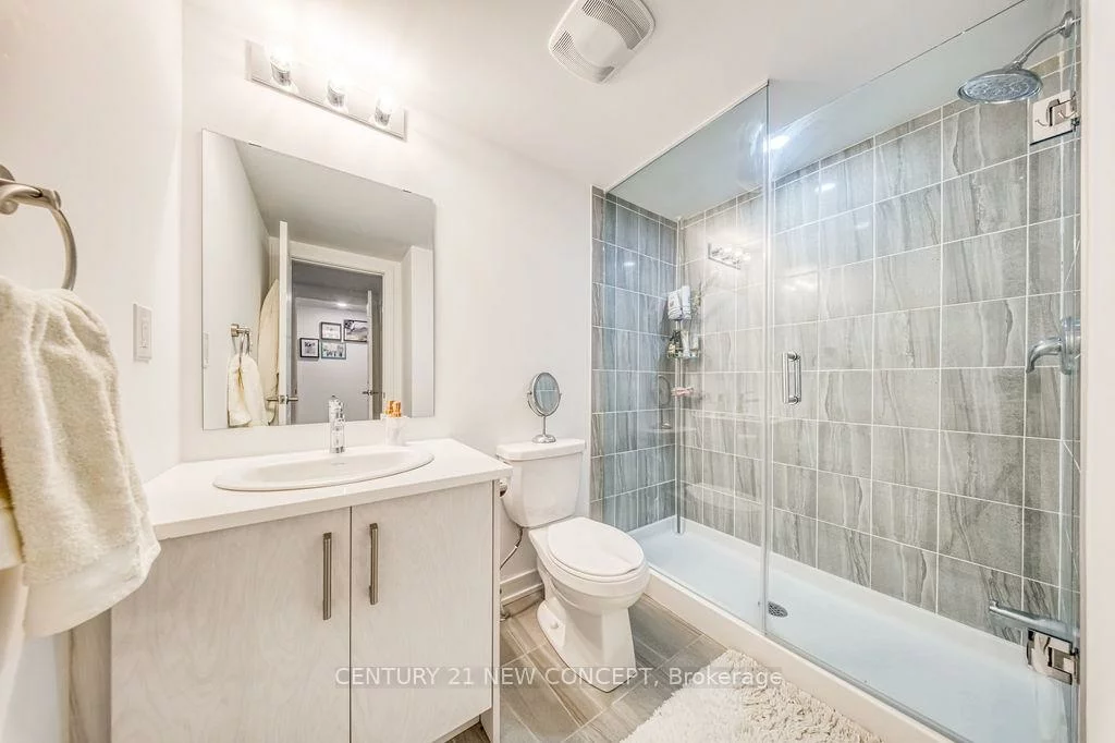 32, Magnolia, Innis-Shore, Barrie