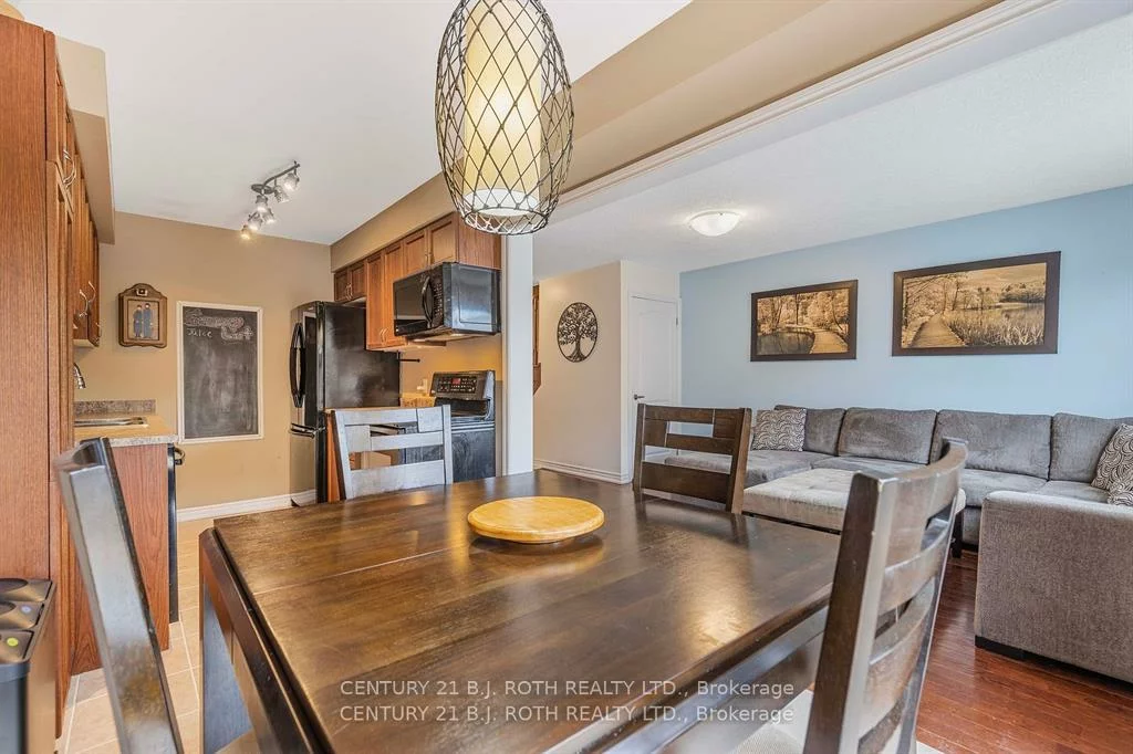 24, Southwoods, Holly, Barrie