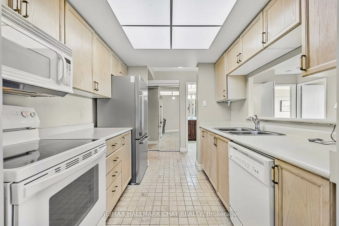 65, Ellen, Lakeshore, Barrie