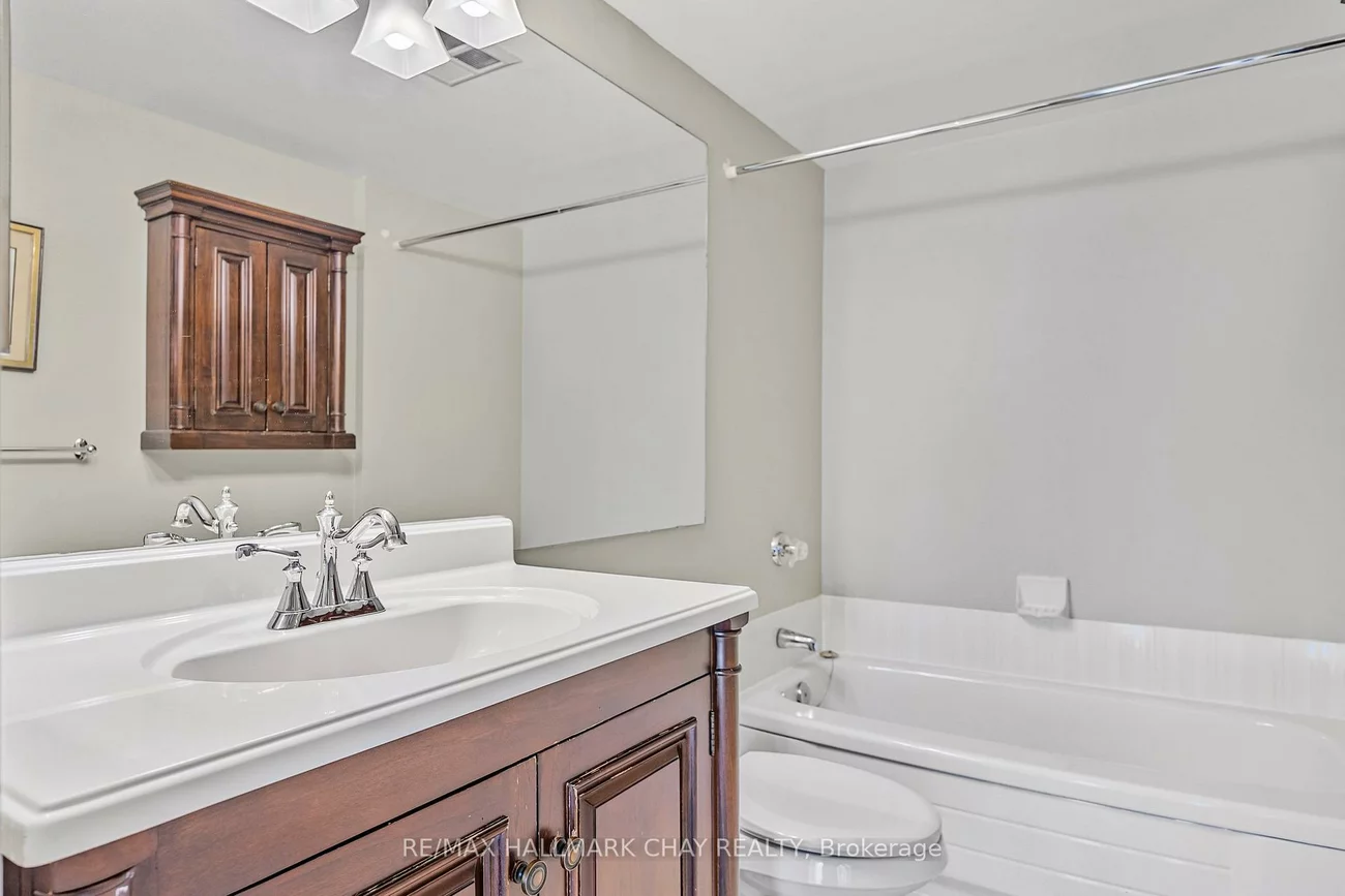 65, Ellen, Lakeshore, Barrie