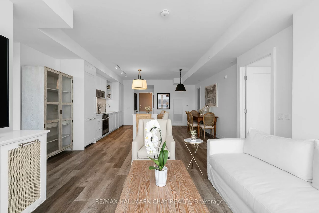 185, Dunlop, City Centre, Barrie