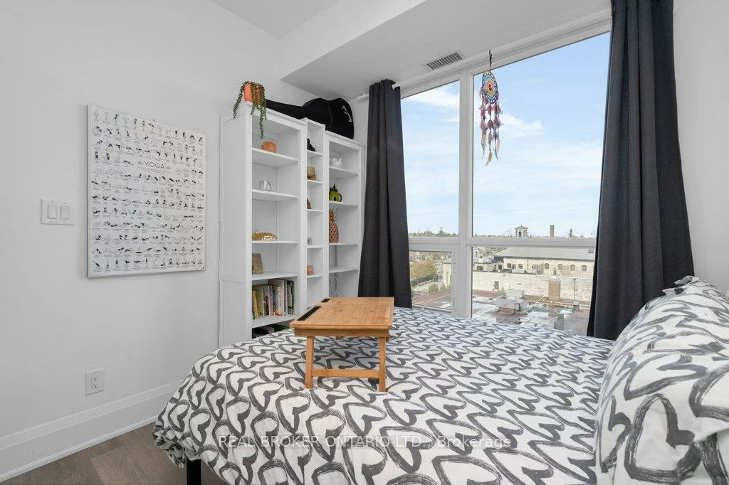 111, Worsley, City Centre, Barrie