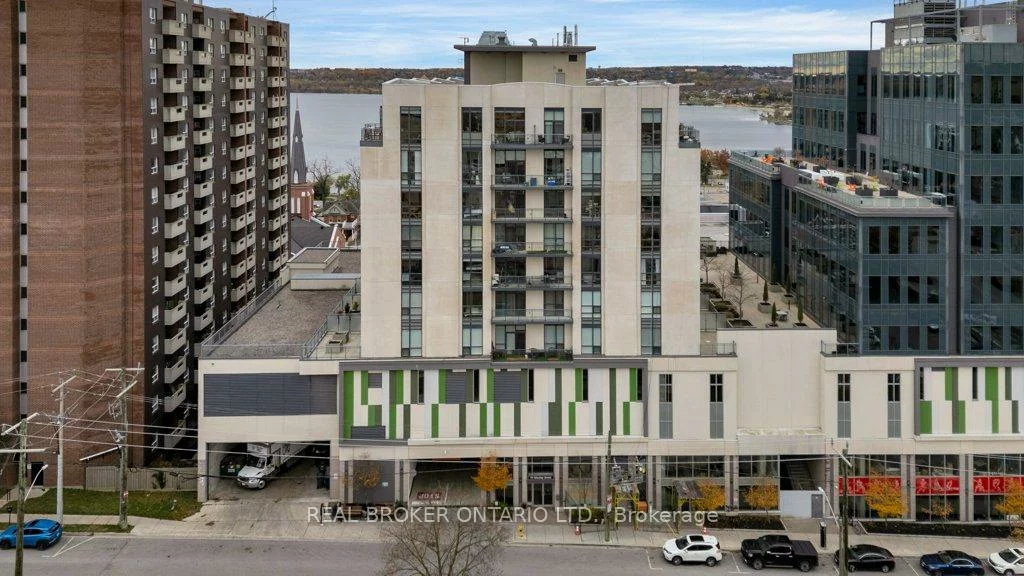 111, Worsley, City Centre, Barrie