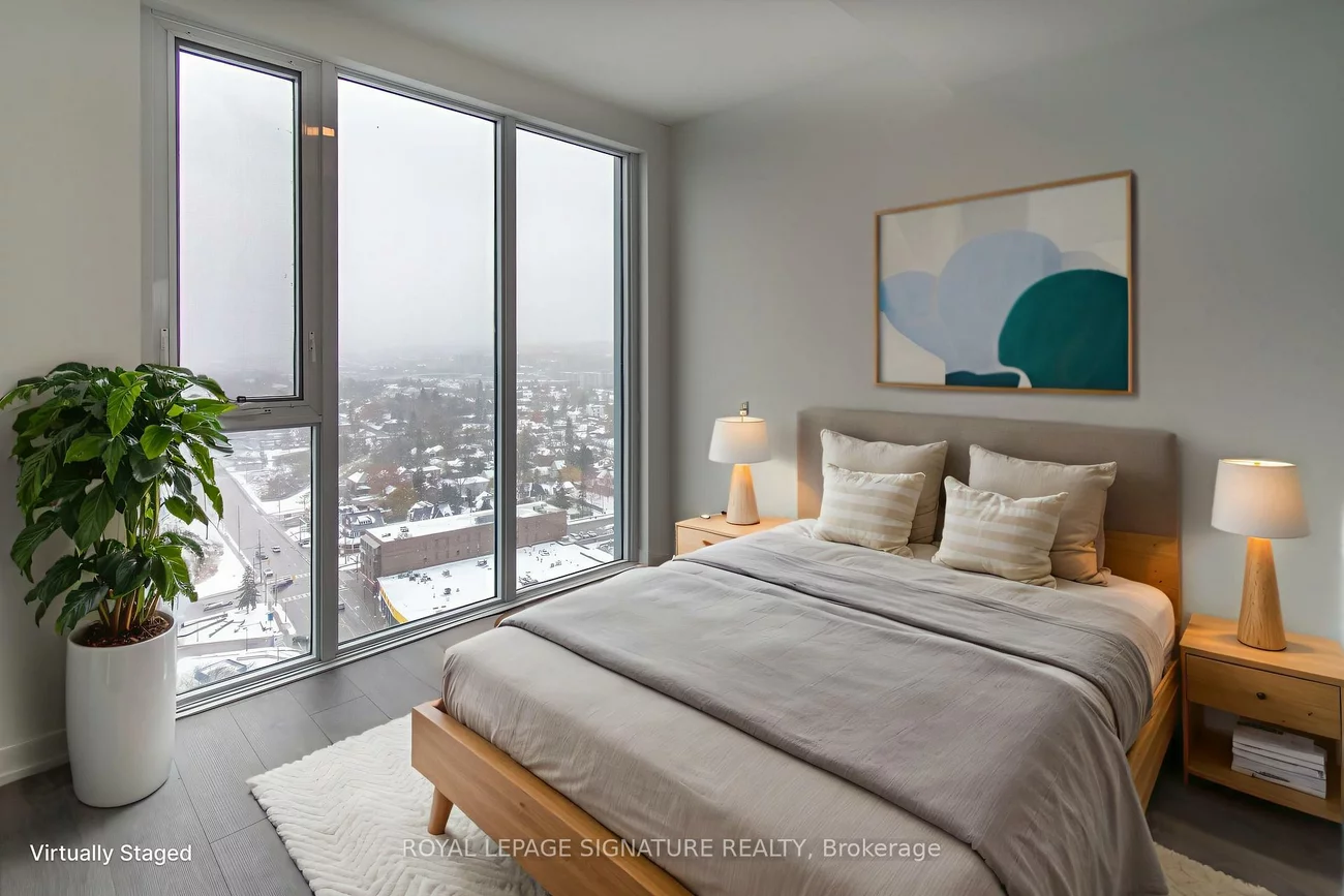 39, Mary, City Centre, Barrie