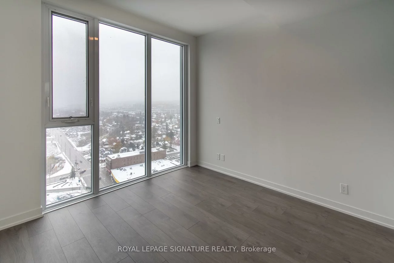 39, Mary, City Centre, Barrie