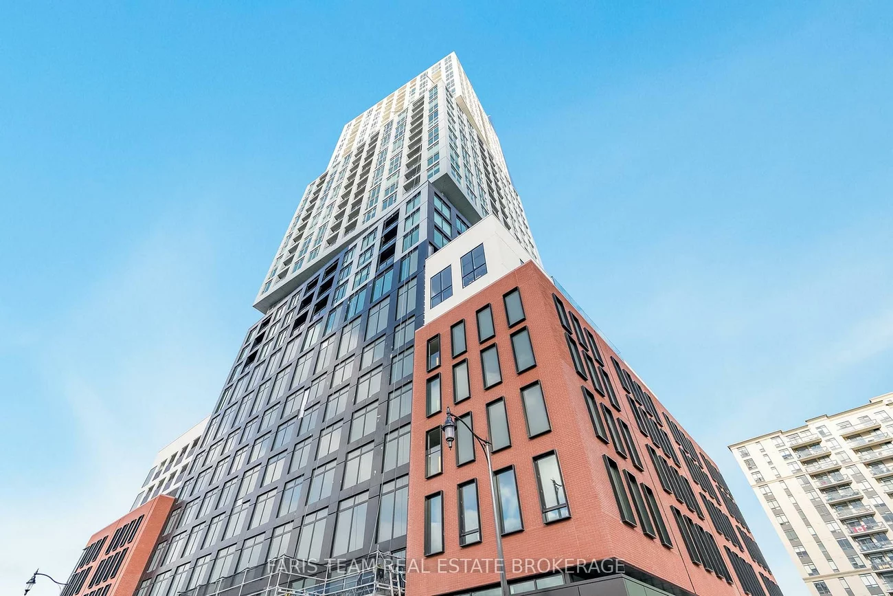 39, Mary, City Centre, Barrie