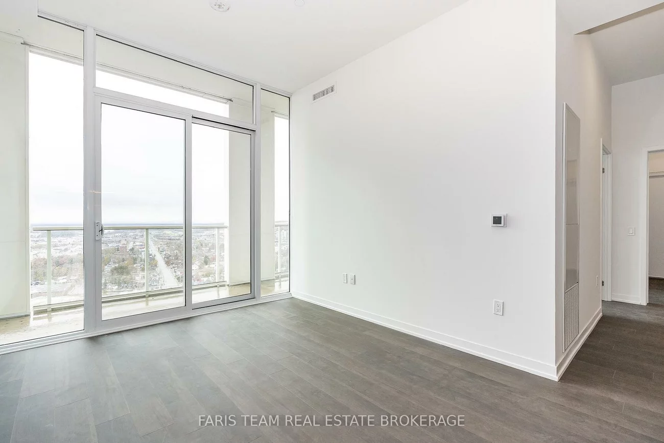 39, Mary, City Centre, Barrie