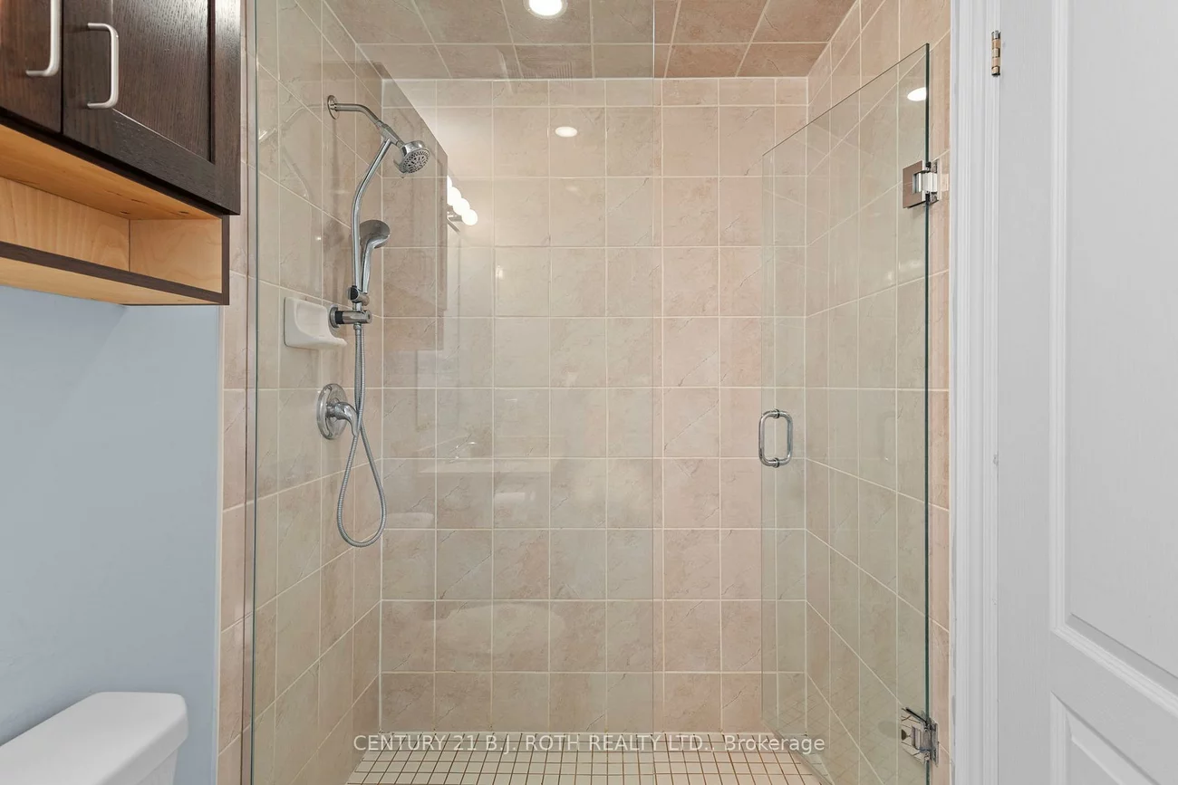 720, YONGE, Painswick South, Barrie