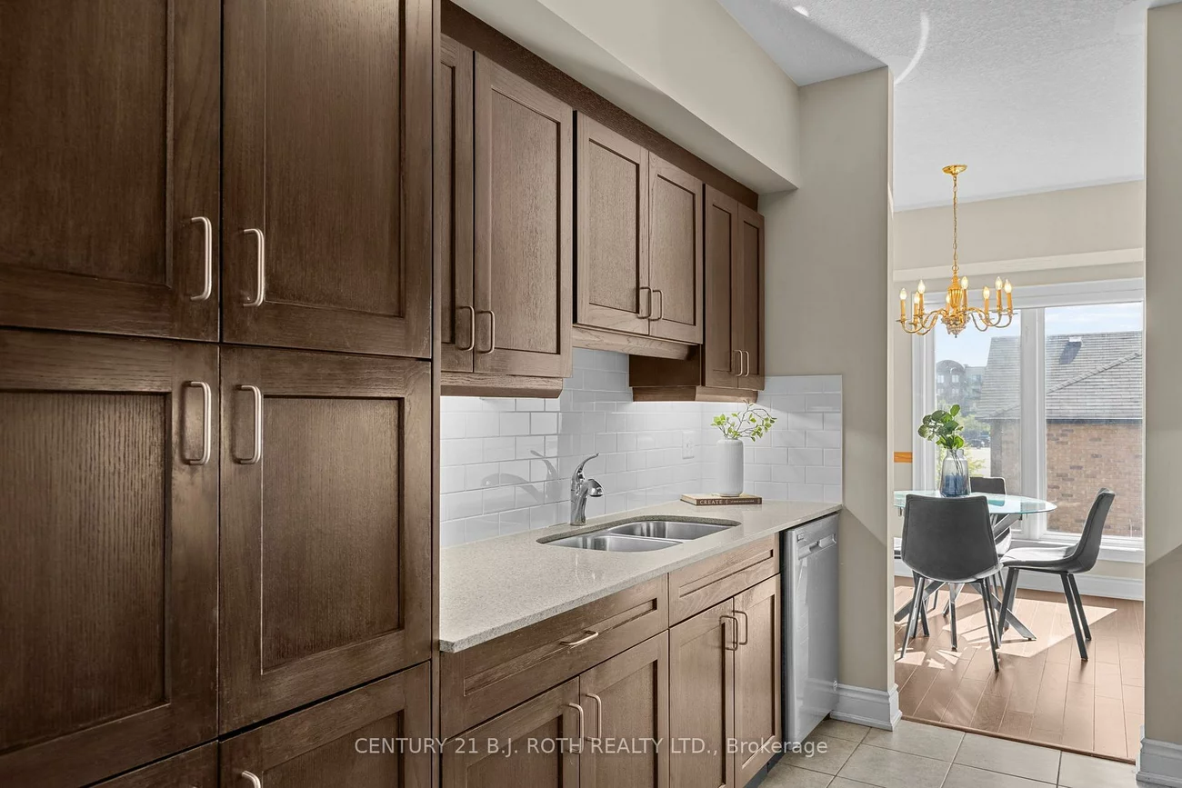 720, YONGE, Painswick South, Barrie