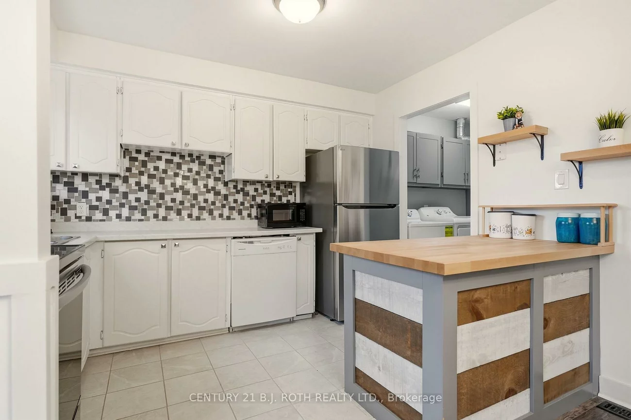 235, Steel, Codrington, Barrie