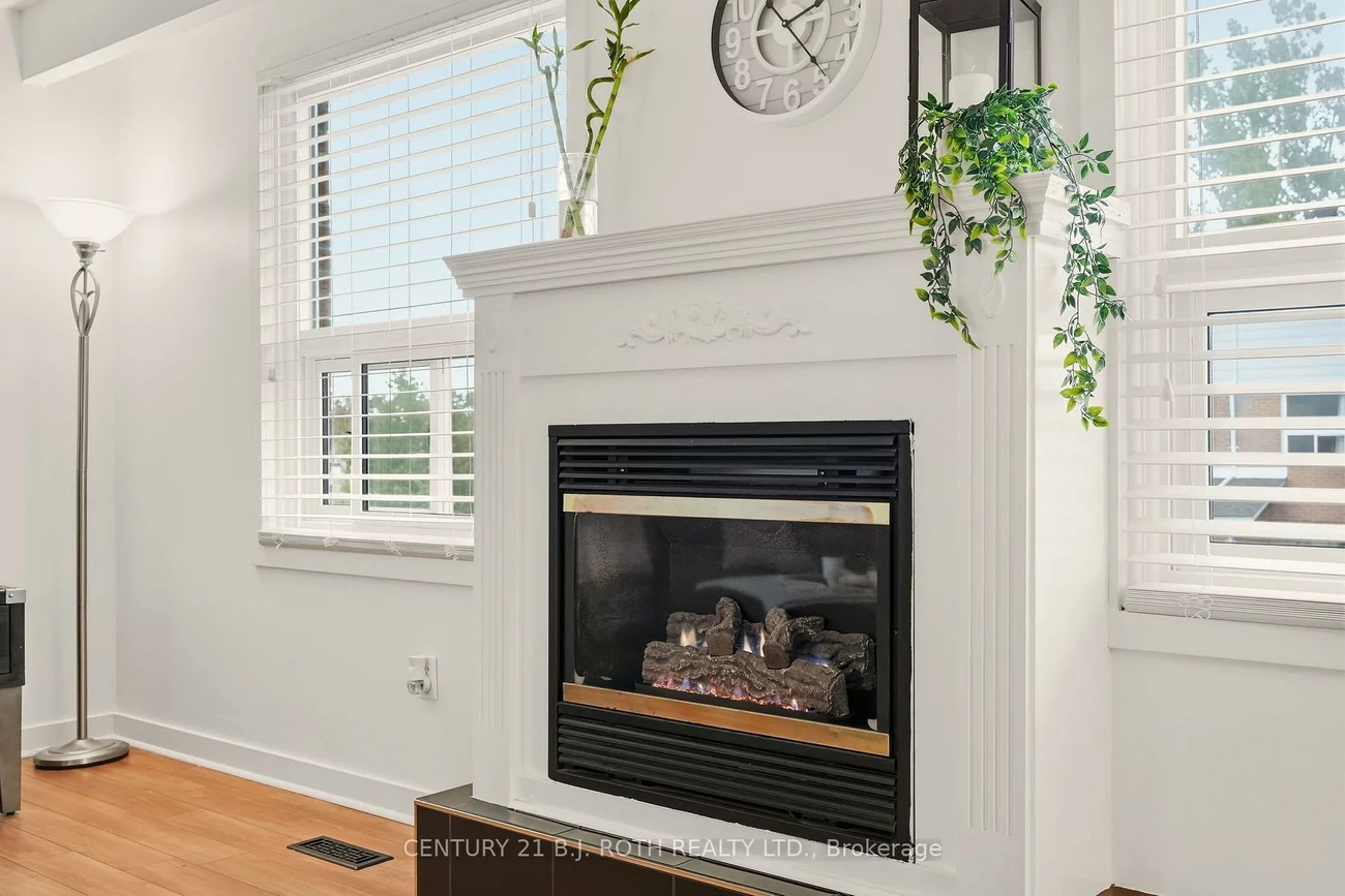 235, Steel, Codrington, Barrie