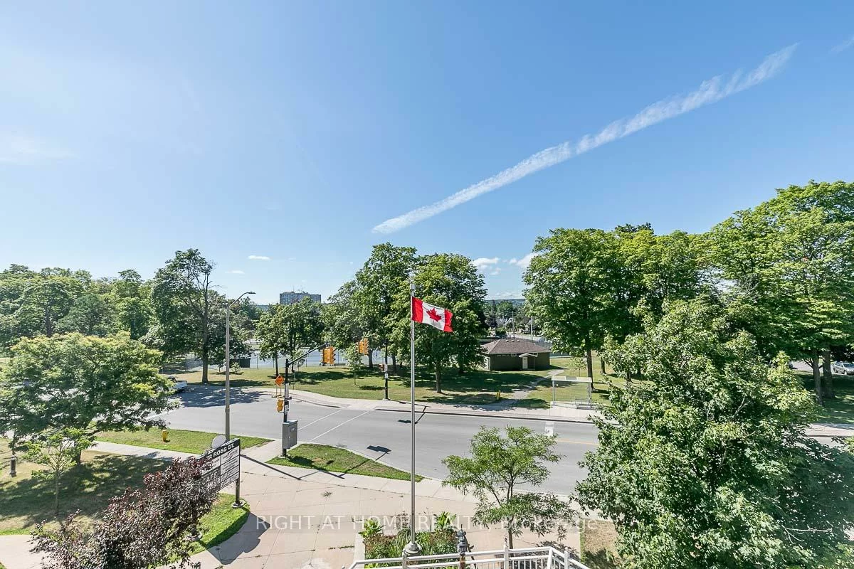 74, Ross, Queen's Park, Barrie