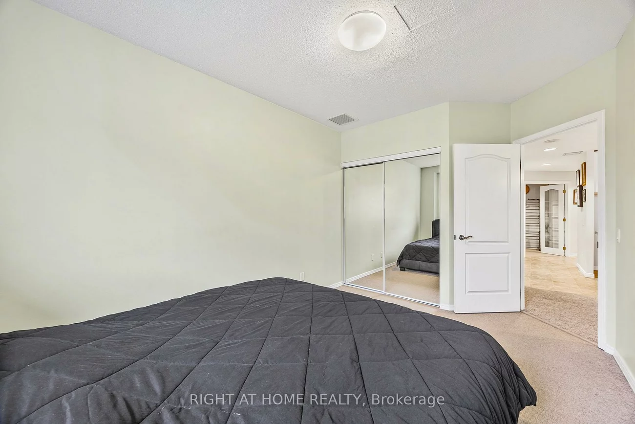 74, Ross, Queen's Park, Barrie