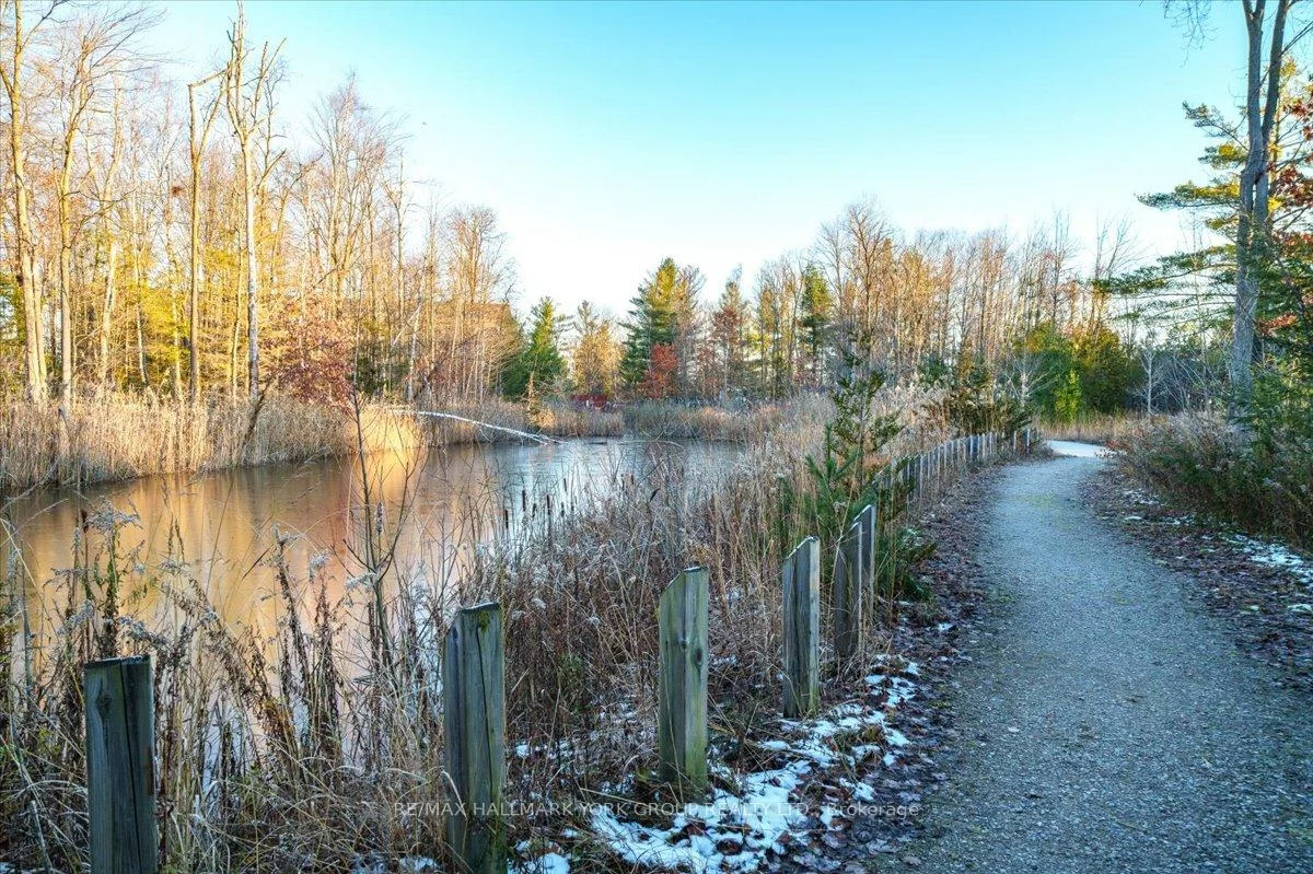 45, FERNDALE, Ardagh, Barrie