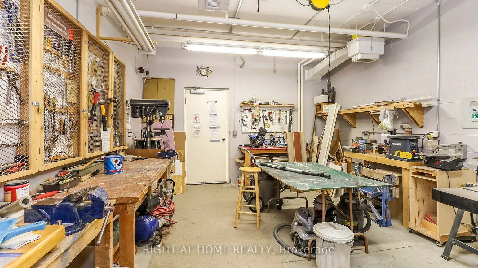 94, DEAN, Painswick South, Barrie