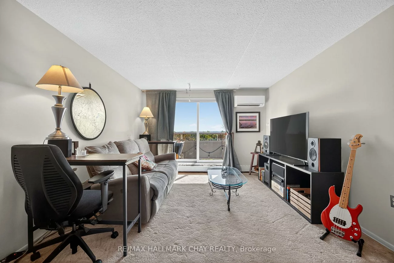 414, Blake, Codrington, Barrie