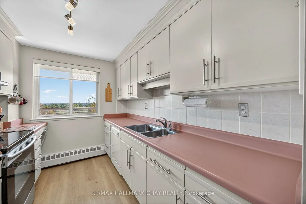 414, Blake, Codrington, Barrie