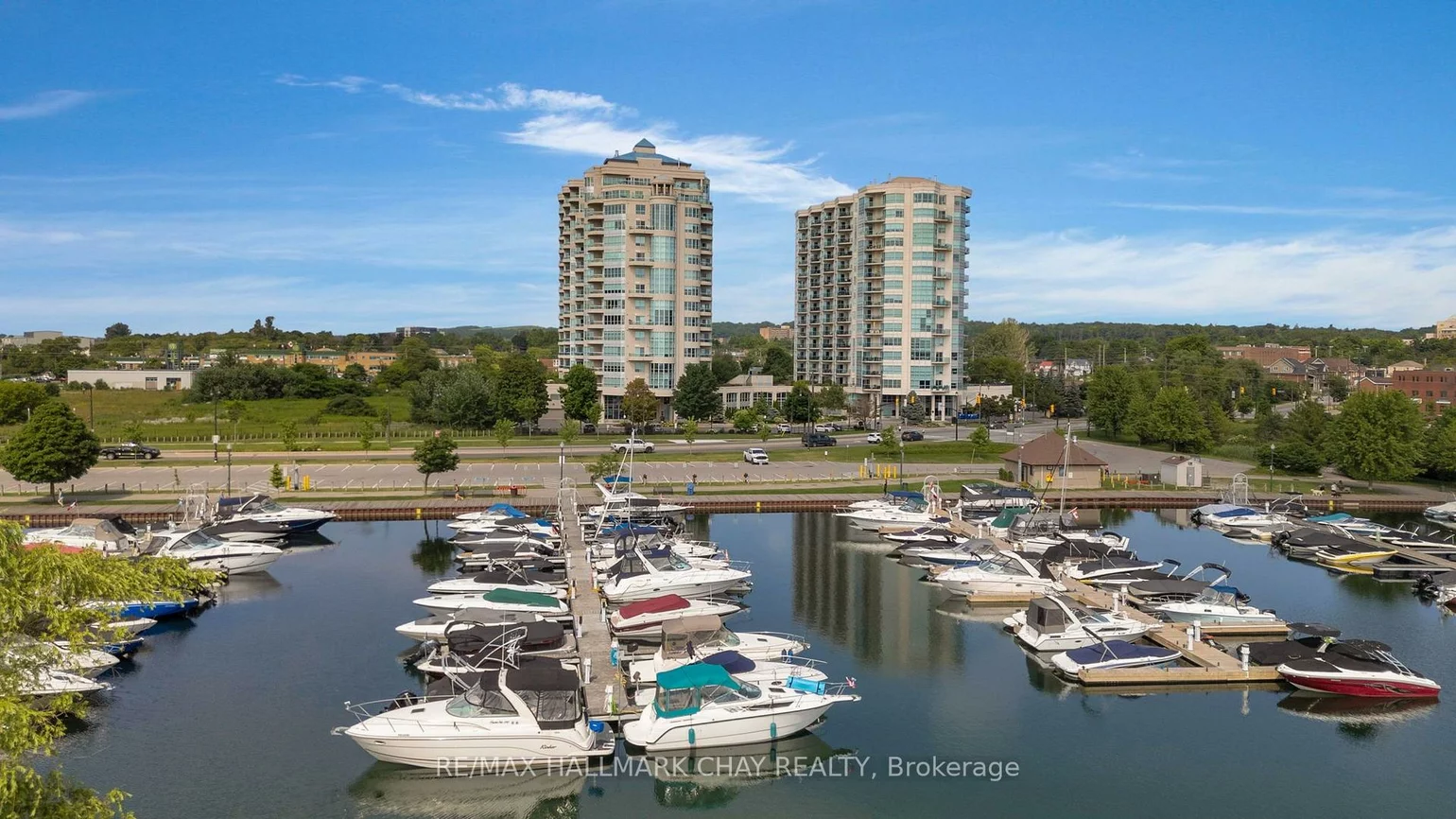 6, TORONTO, City Centre, Barrie